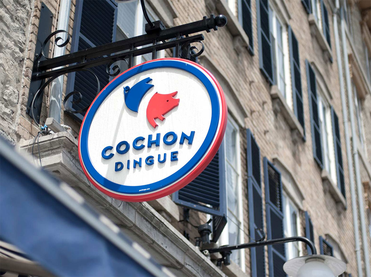 Cochon Dingue signage