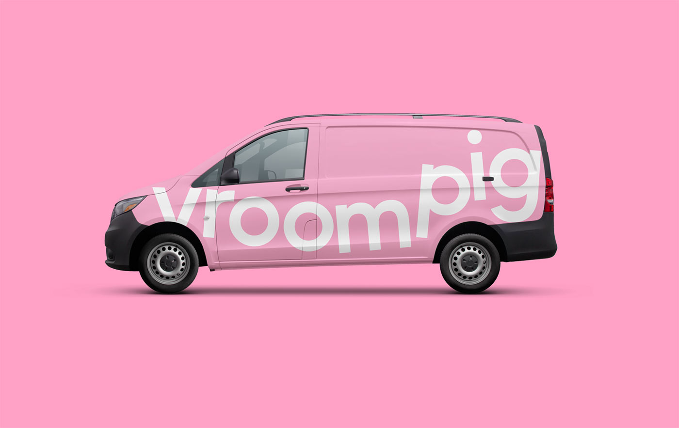 Moonpig van