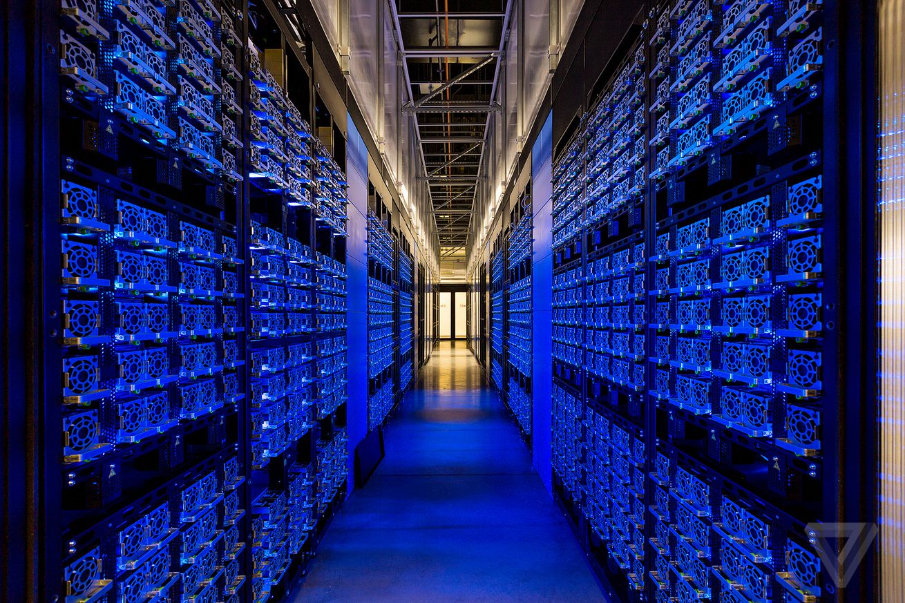 Facebook Prineville Data Center
