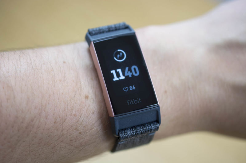 Fitbit Charge 3 review: Peppering a fitness tracker with smartwatch powers