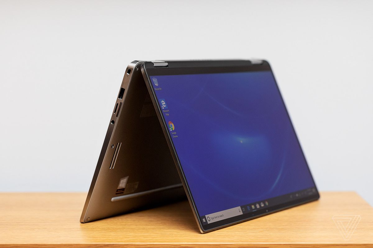 Dell Latitude 7400 2-in-1 tent mode