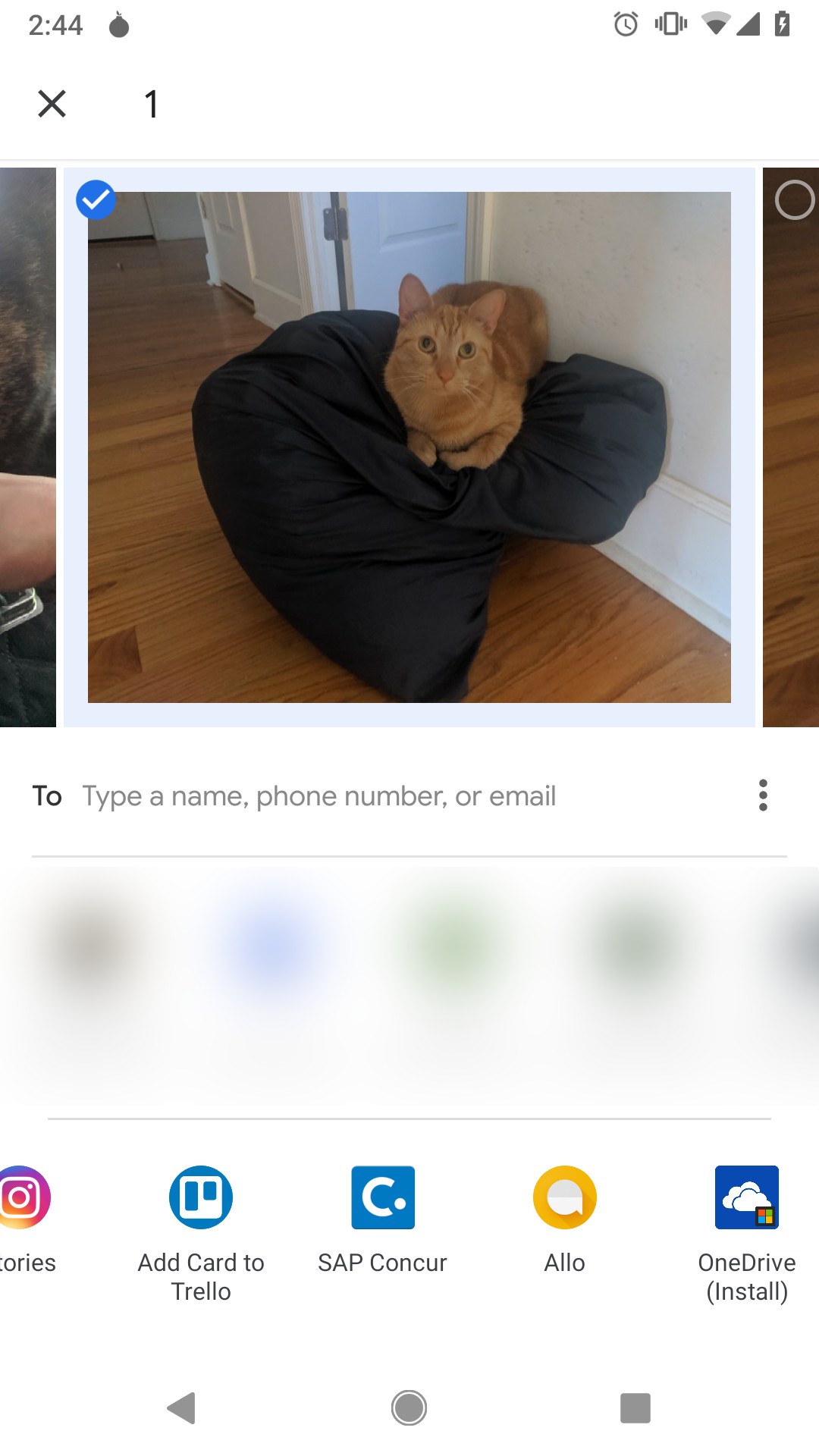 Microsoft’s OneDrive ad on a photo sharing menu