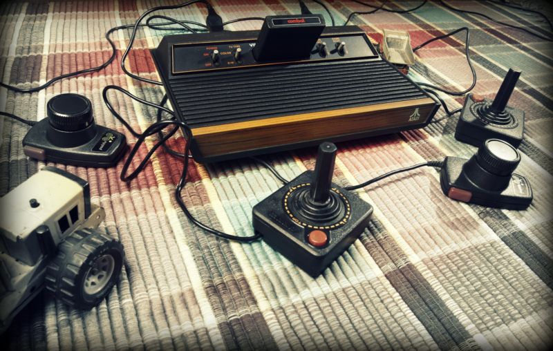 [UNVERIFIED CONTENT] Atari CX2600A from the year 1980 made in Hong Kong.