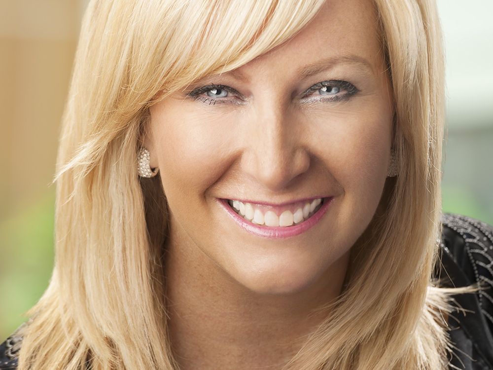 Lisa M. Buckingham (Lincoln Financial EVP)
