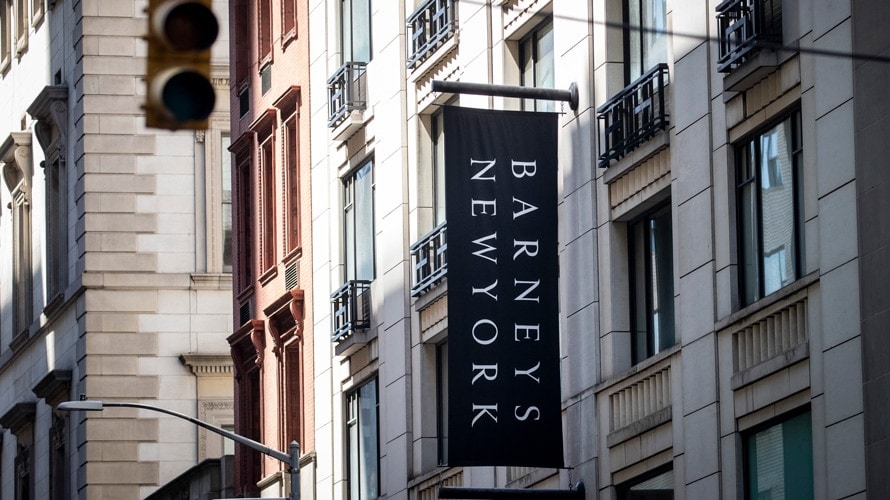 a sign that says barneys new york