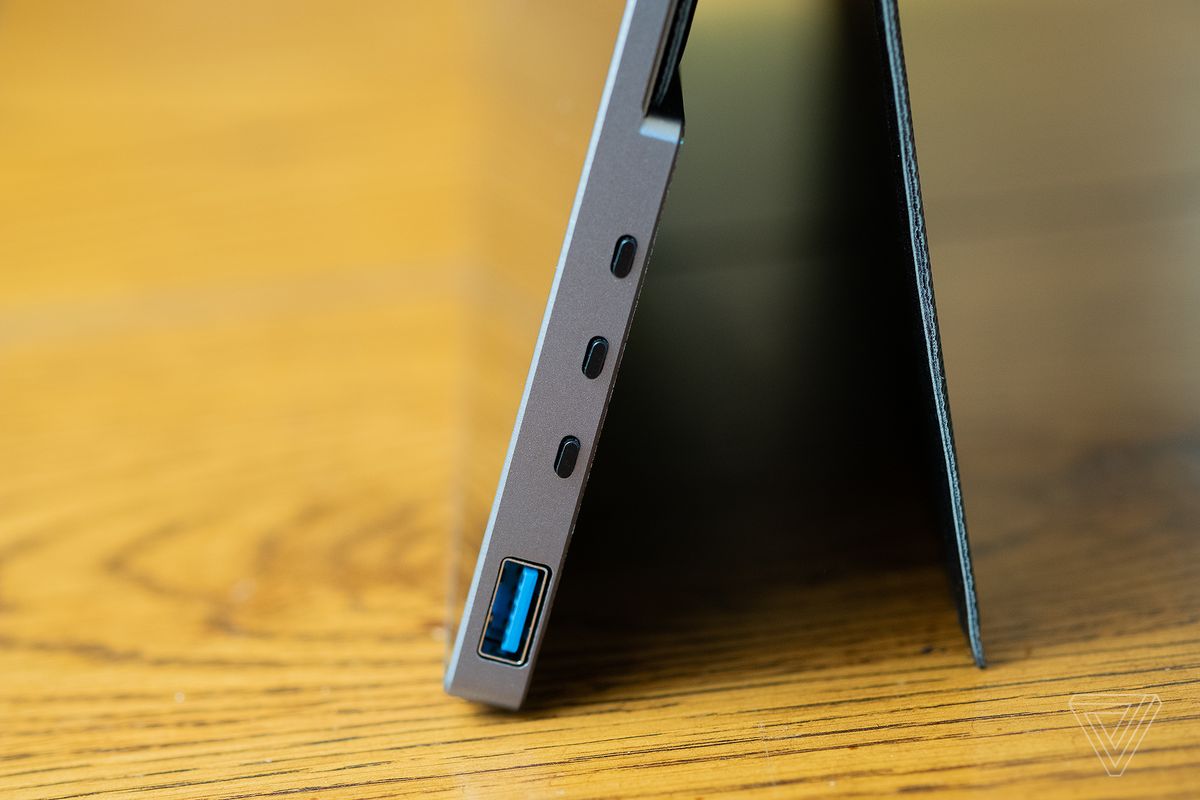 Side view of the Ananta display showing buttons and USB-A port