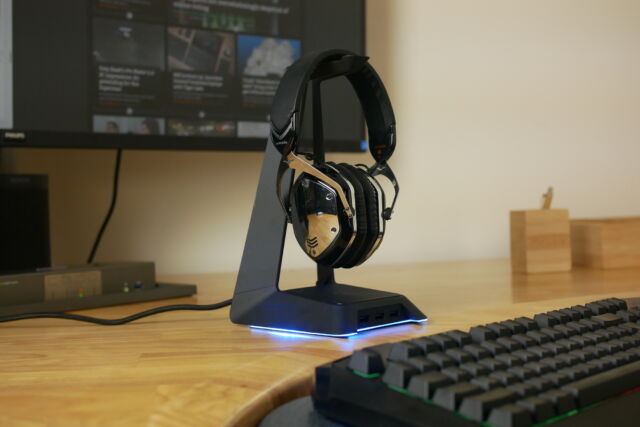 Razer's Base Station Chroma is a headphone stand with RGB lighting and USB 3.0 ports.