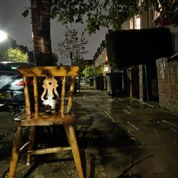<em>Main camera, night mode enabled automatically.</em>