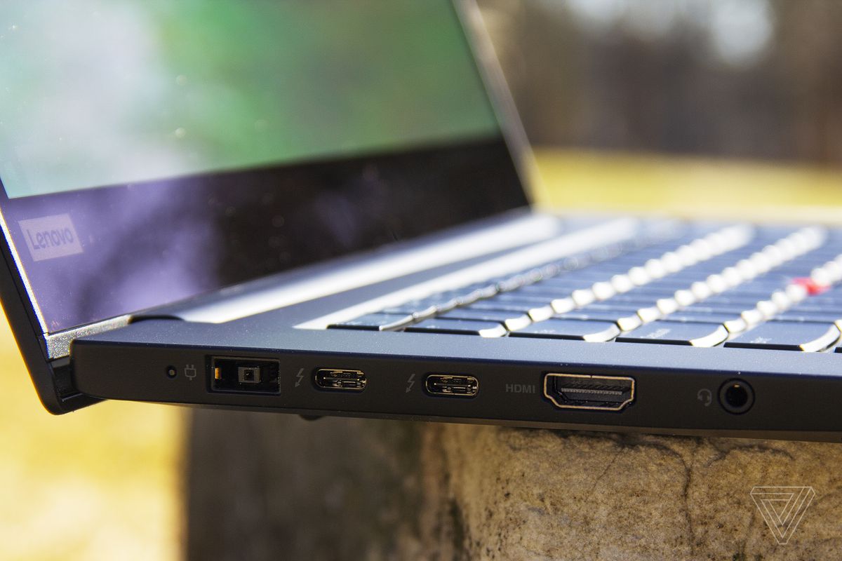 The ports on the left side of the Lenovo Thinkpad X1 Extreme Gen 3.