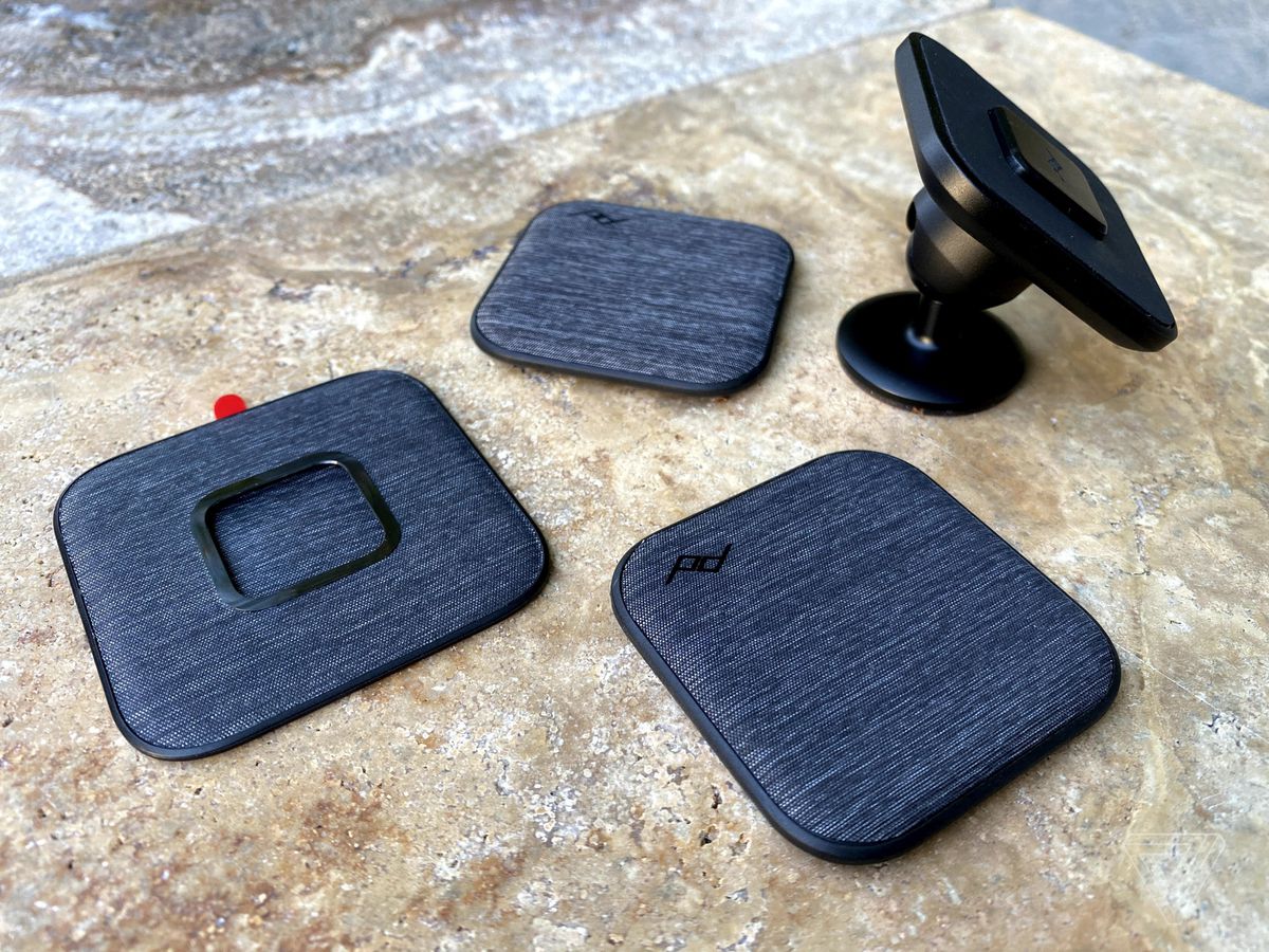 Some prototypes in Peak Design’s mobile system