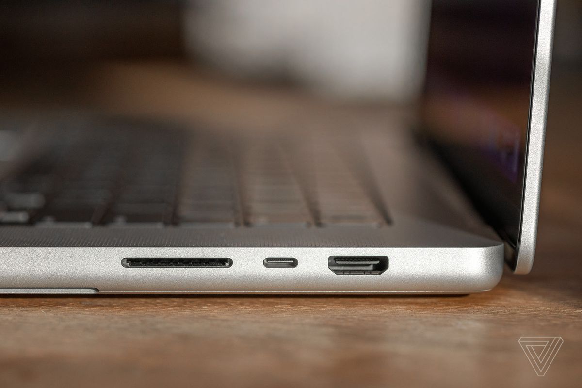 HDMI and SD card slot on the new MacBook Pro