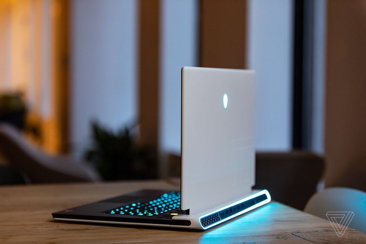 Alienware X17
