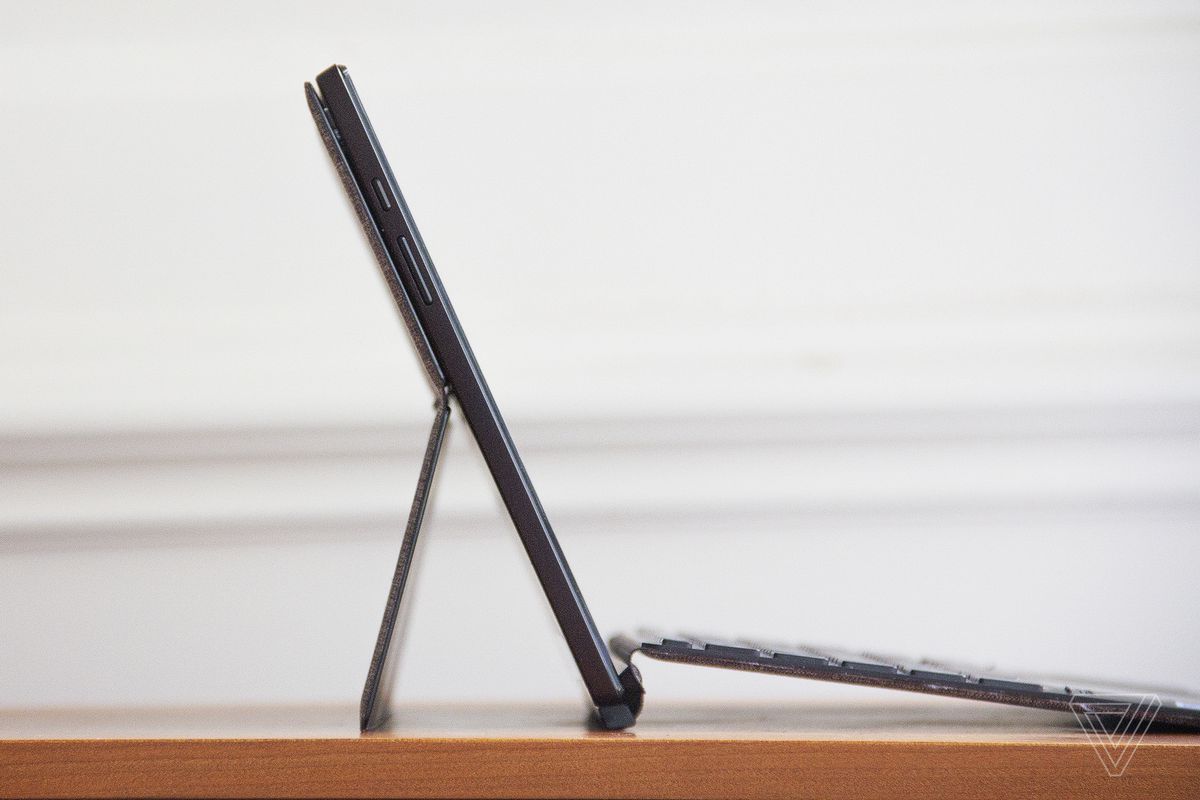 Best Cheap Laptop 2021: Asus Chromebook Detachable CM3