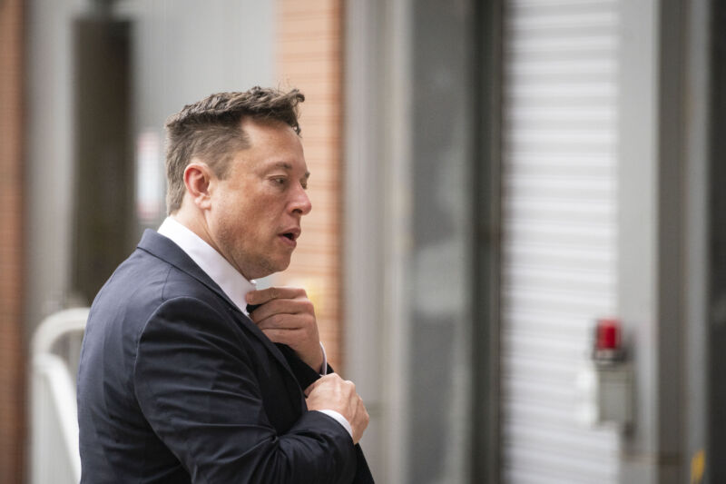 Elon Musk looking shifty, because he's shifty.