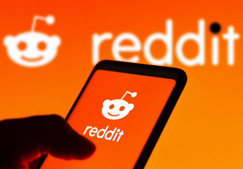 Supreme Court allows Reddit mods to anonymously defend Section 230
