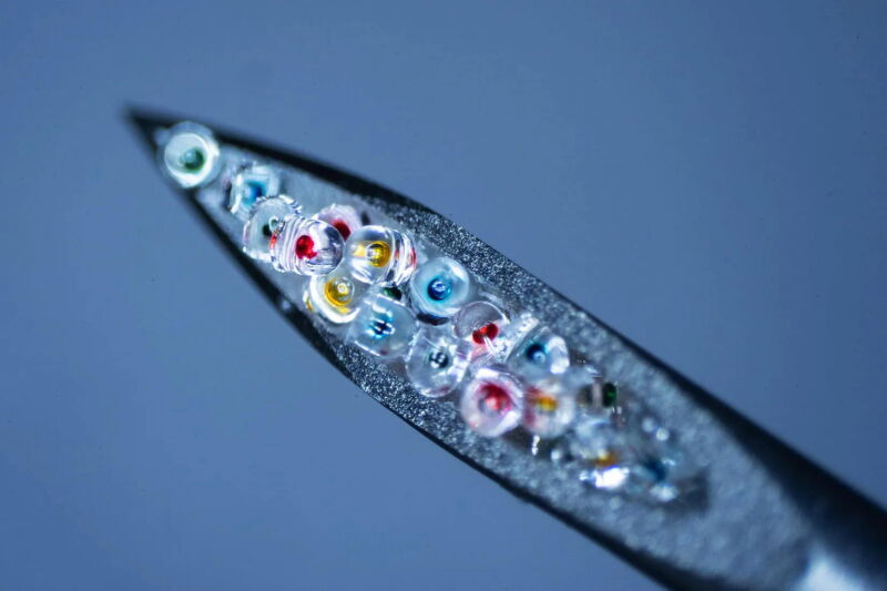 Close up of needle with microparticles