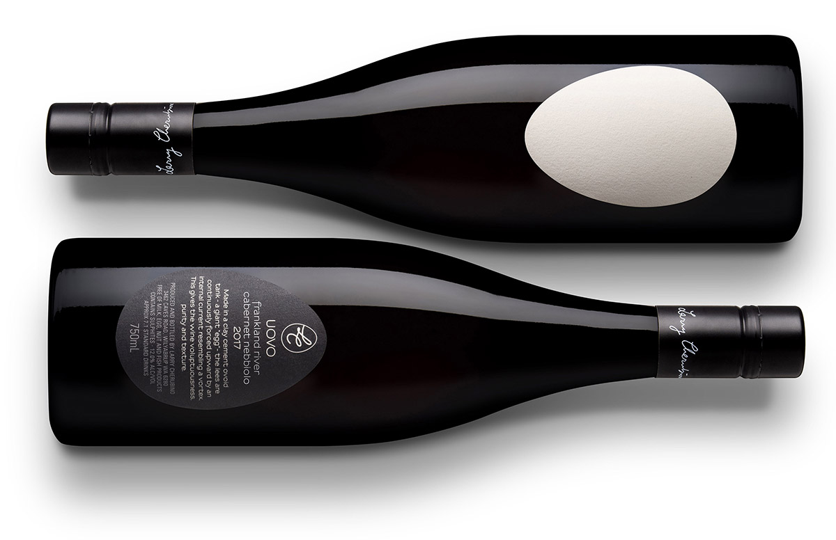 Uovo wine bottles