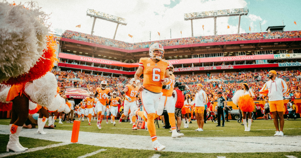 The Tampa Bay Buccaneers wear their throwback uniforms