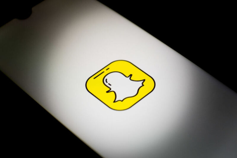 Facebook secretly spied on Snapchat usage to confuse advertisers, court docs say