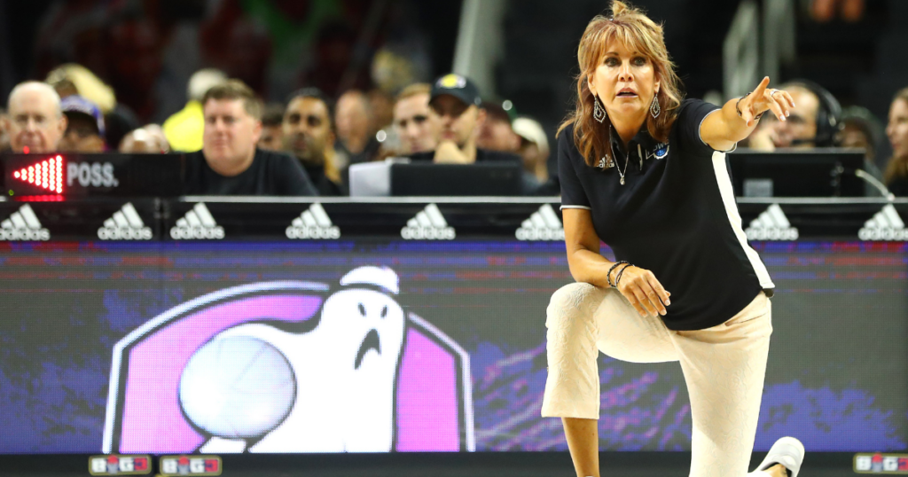 Nancy Lieberman coaching a Big3 game