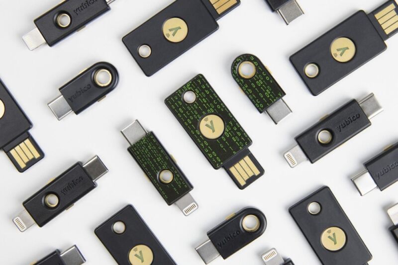 YubiKeys are vulnerable to cloning attacks thanks to newly discovered side channel