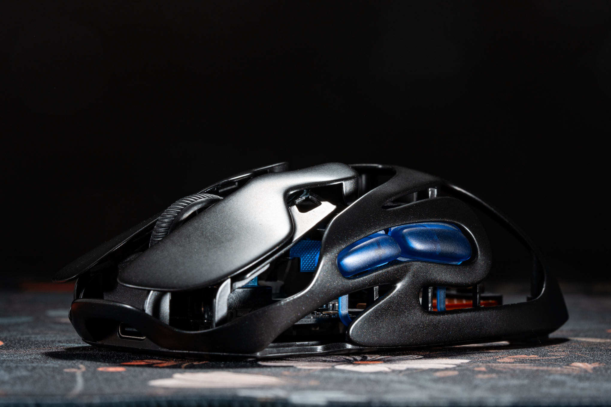 It’s like an Ariel Atom, but a mouse.