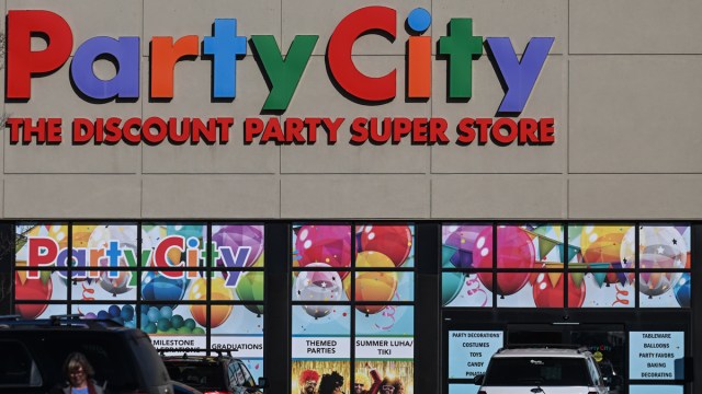 The mood at Party City was far from festive Friday, as CNN reported that the retailer will abruptly shut down its stores and let all employees go at the end of the day.