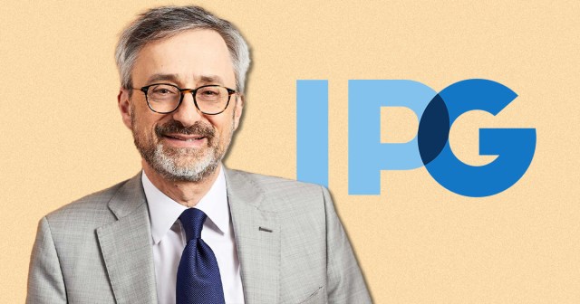 Holding company IPG reported an organic revenue decrease this year and will undergo a restructuring as it prepares to combine with Omnicom. 