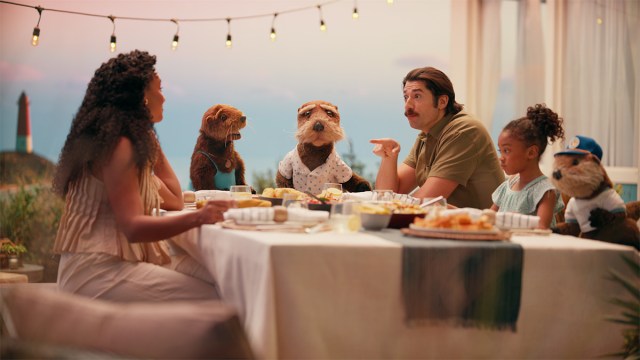 No need for CGI when you can book some good puppeteers.