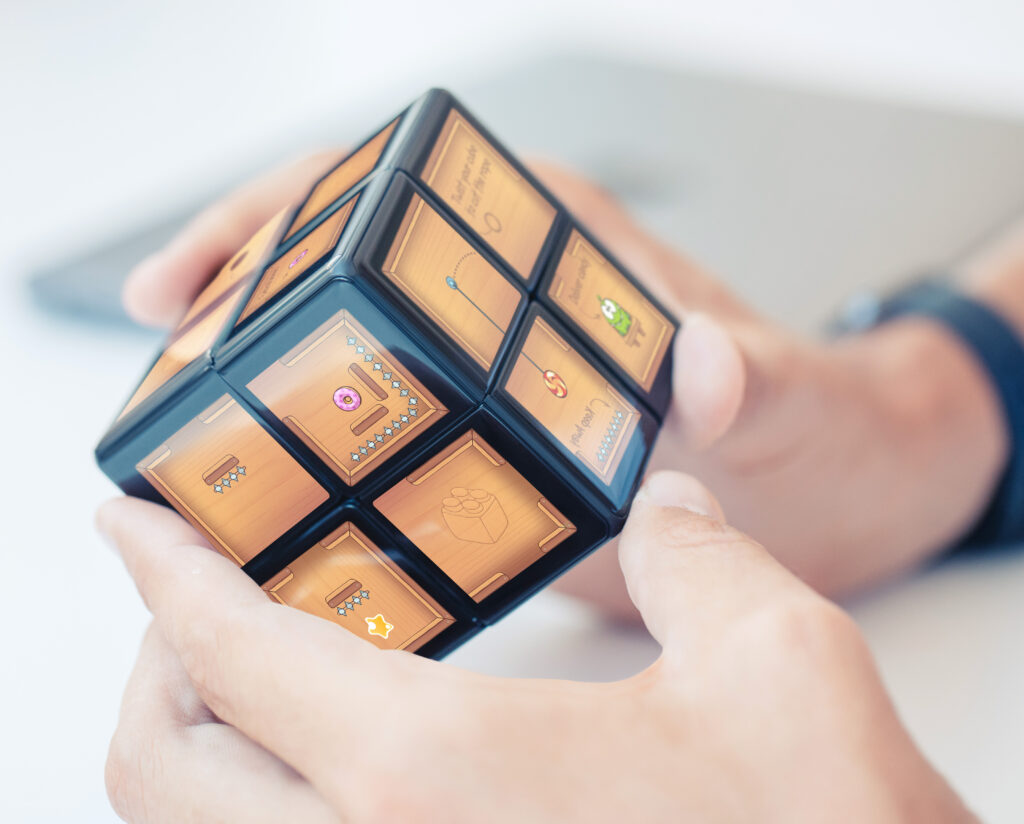 Rubik's WOWCube