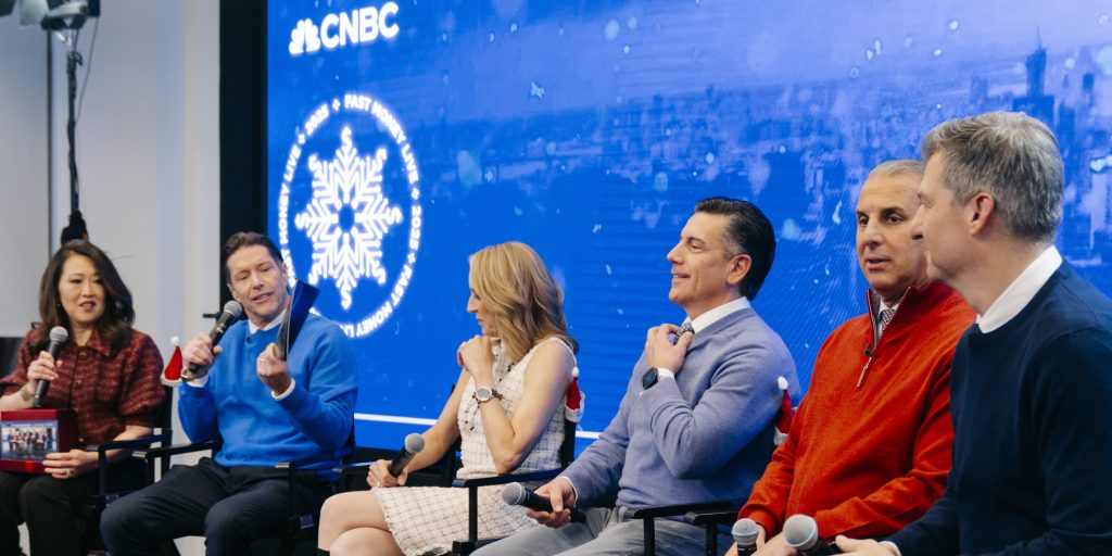 Picture of the Q&A portion of the Fast Money Live event with (L-R) Melissa Lee, Tim Seymour, Karen Finerman, Steve Grasso, Guy Adami and Dan Nathan.