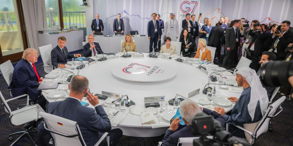 G7