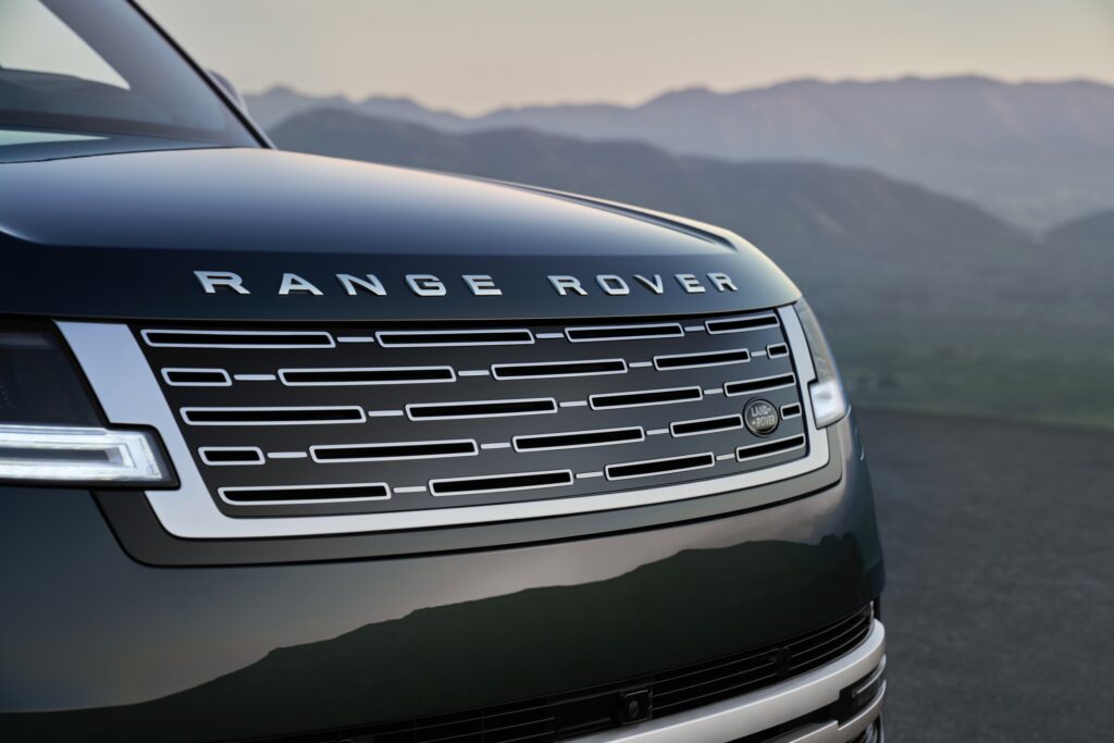 Range Rover EV grille